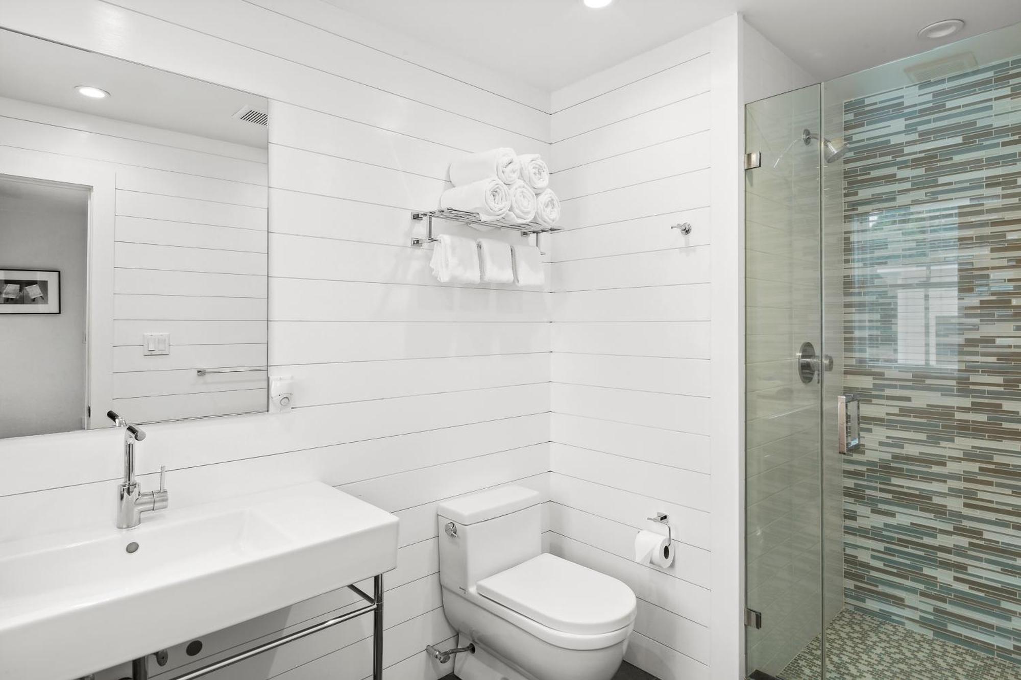 Seven Resort Style Inn Near Beach Shelter Island Heights Екстер'єр фото